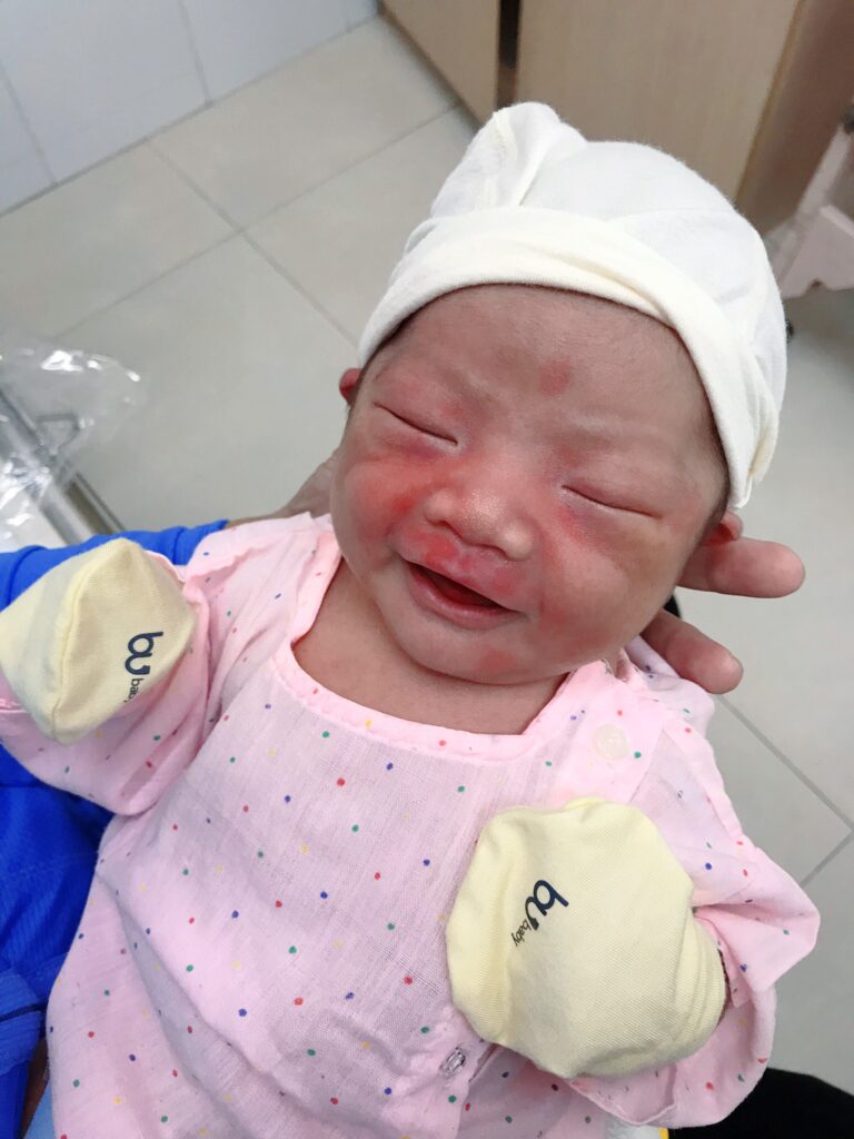 Hành trình em đến với mẹ